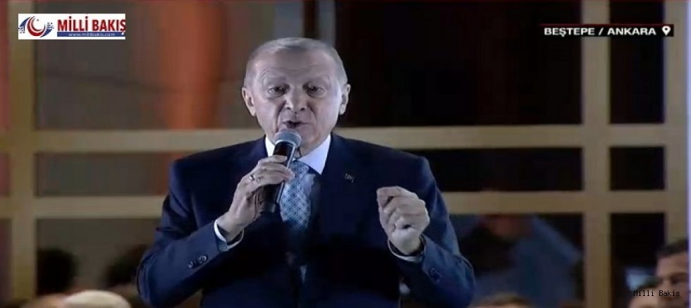 ERDOĞAN Külliyede halka seslendi.